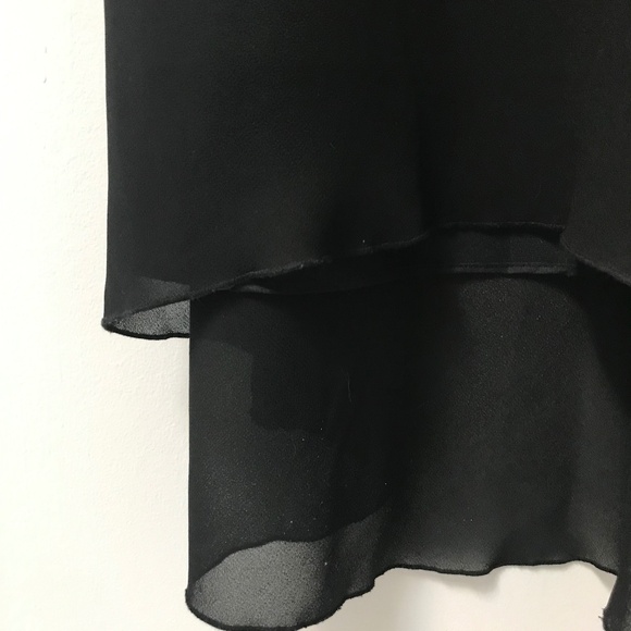 Gorgeous flowy dress - Picture 3 of 4